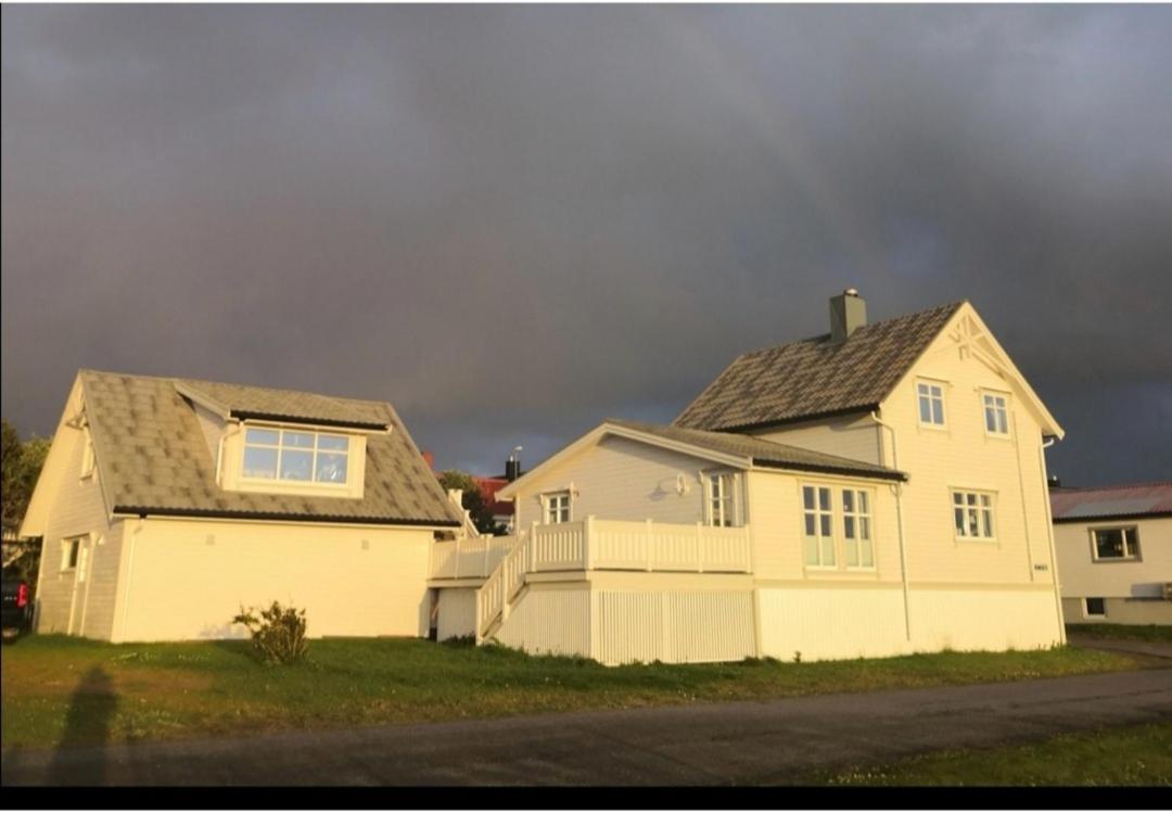 Sentral Studioleilighet Ved Stranden Og Hvalsenter Nb Ma Vaskes Etter Endt Leie Eller Betale Rengjoringshjelpen 500 Kr Анденес Екстер'єр фото